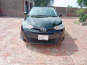 Toyota Yaris GLI MT 1.3 2021 for Sale