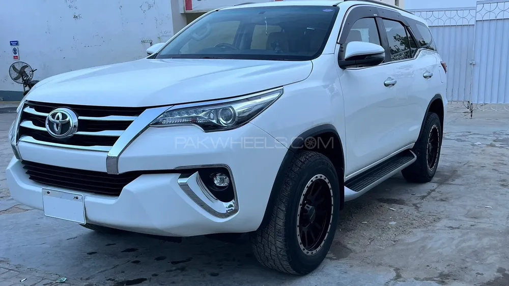 Toyota Fortuner 2021 for sale in Karachi