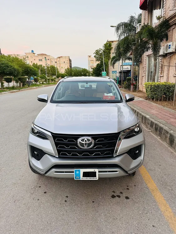 Toyota Fortuner 2021 for sale in Islamabad