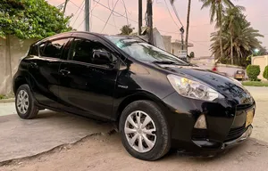 Toyota Aqua S 2012 for Sale