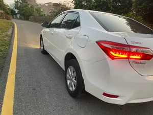 Toyota Corolla Altis Automatic 1.6 2015 for Sale