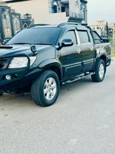 Toyota Hilux D-4D Automatic 2009 for Sale