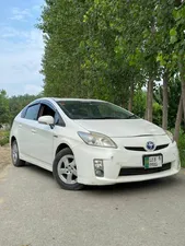 Toyota Prius G 1.8 2011 for Sale