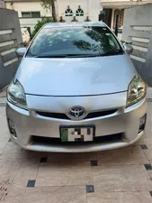 Toyota Prius S LED Edition 1.8 2011 for Sale