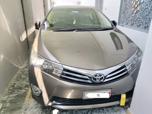 Toyota Corolla Altis Grande CVT-i 1.8 2015 for Sale