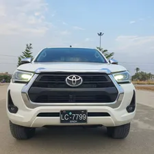 Toyota Hilux Revo V Automatic 2.8 2021 for Sale