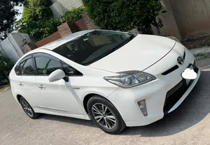 Toyota Prius S LED Edition 1.8 2013 for Sale