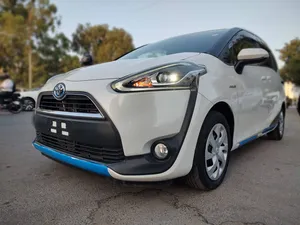 Toyota Sienta 2018 for Sale