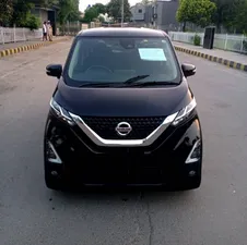 Nissan Dayz Highway star S hybrid X pro pilot 2021 for Sale