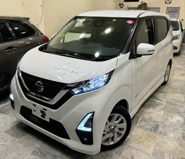 Nissan Dayz Highway star S hybrid X pro pilot 2021 for Sale