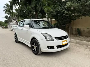 Suzuki Swift DLX 1.3 Navigation  2018 for Sale