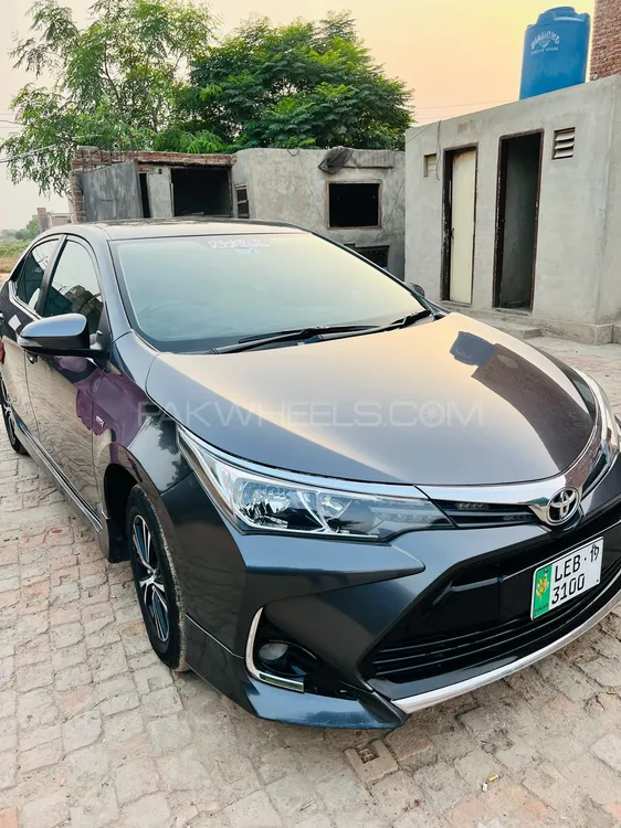 Toyota Corolla 2018 for Sale in Faisalabad Image-1