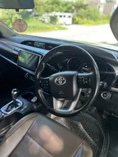 Toyota Hilux Revo V Automatic 2.8 2021 for Sale