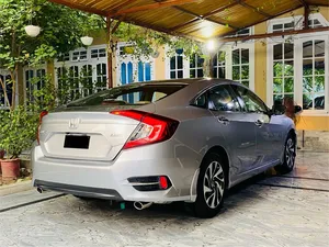 Honda Civic Turbo 1.5 VTEC CVT 2016 for Sale