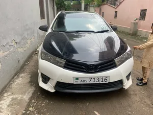 Toyota Corolla Altis Grande CVT-i 1.8 2016 for Sale