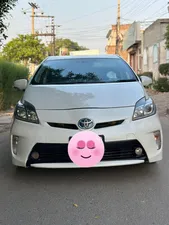 Toyota Prius G 1.8 2014 for Sale