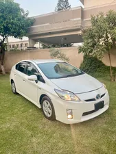 Toyota Prius S 1.8 2011 for Sale