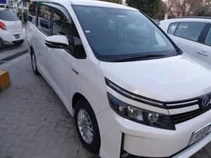 Toyota Voxy X 2015 for Sale