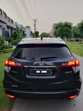 Honda Vezel Hybrid Z 2014 for Sale