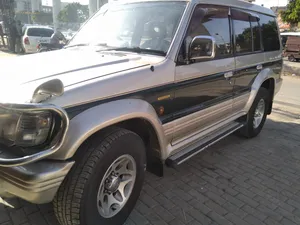 Mitsubishi Pajero Exceed 3.5 1996 for Sale