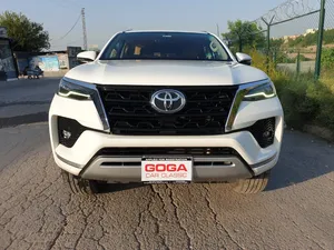 Toyota Fortuner 2.7 V 2021 for Sale