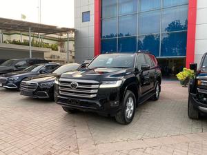 Land Cruiser AX LC300
Model: 2023
3.5L Twin Turbo Petrol
Zero Meter 
Unregistered 
Fresh import 

*Original TV + 4 cameras 
*Fingerprint Start 
*7 Seater 
*Power seat 
*Sunroof

Calling and Visiting Hours

Monday to Saturday

11:00 AM to 7:00 PM