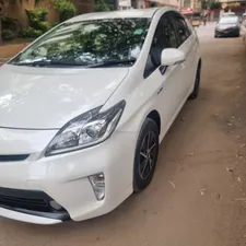 Toyota Prius G LED Edition 1.8 2013 for Sale