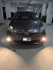 Toyota Prius S LED Edition 1.8 2011 for Sale