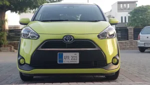 Toyota Sienta 2018 for Sale