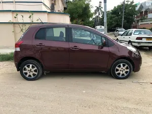 Toyota Vitz B 1.0 2010 for Sale