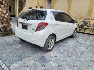 Toyota Vitz F 1.0 2012 for Sale