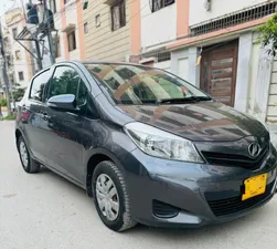 Toyota Vitz F 1.0 2012 for Sale