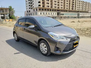 Toyota Vitz F 1.0 2017 for Sale