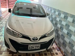 Toyota Yaris ATIV MT 1.3 2021 for Sale