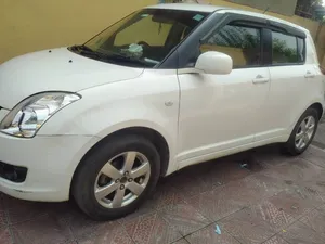 Suzuki Swift DLX Automatic 1.3 Navigation 2021 for Sale