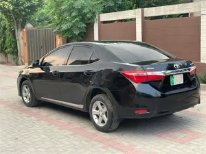 Toyota Corolla XLi VVTi 2015 for Sale