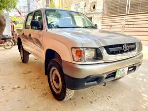 Toyota Hilux 2002 for Sale