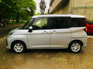 Toyota Roomy XS 2021 for Sale