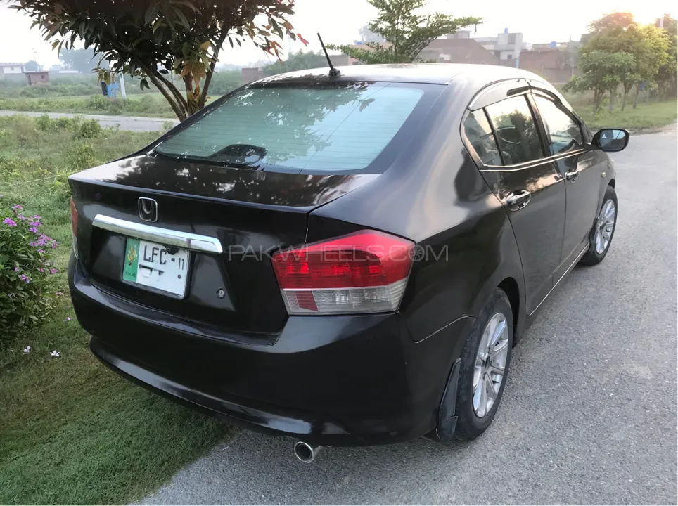 Honda City 2011 for Sale in Lahore Image-1