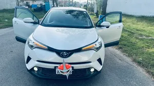 Toyota C-HR S-LED 2017 for Sale