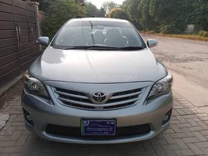 Toyota Corolla Altis SR Cruisetronic 1.6 2011 for Sale