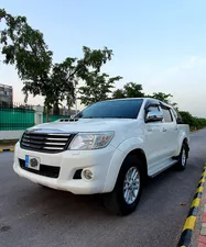 Toyota Hilux Invincible 2012 for Sale