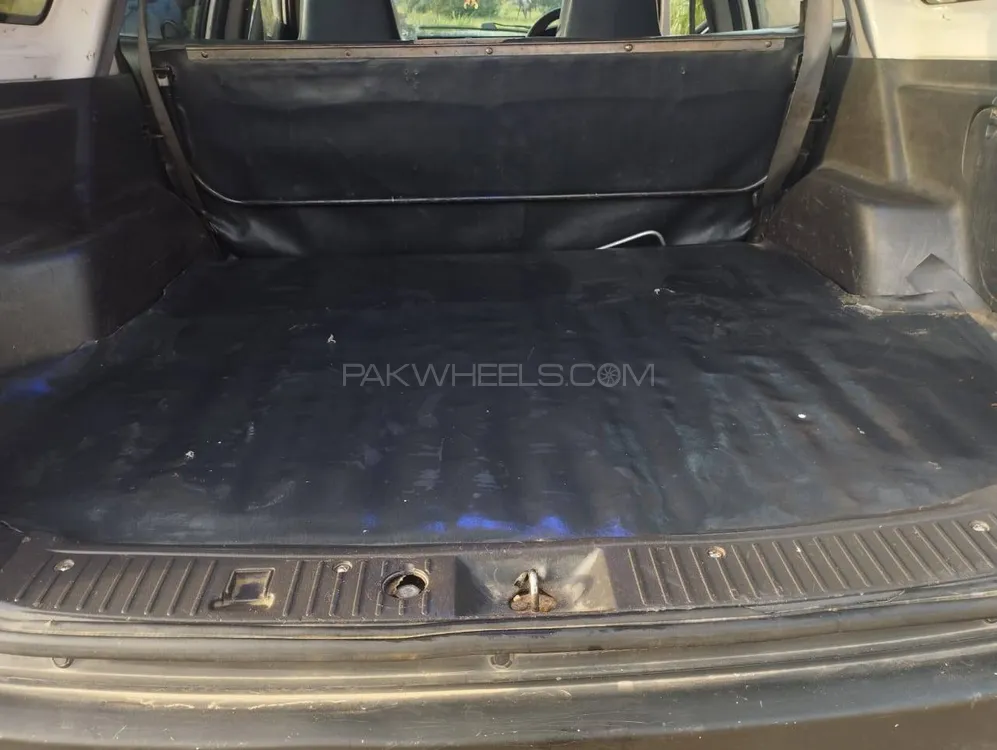 Nissan AD Van 2006 for Sale in Kamra Nissan AD Van 2006 for Sale in Kamra Image-3