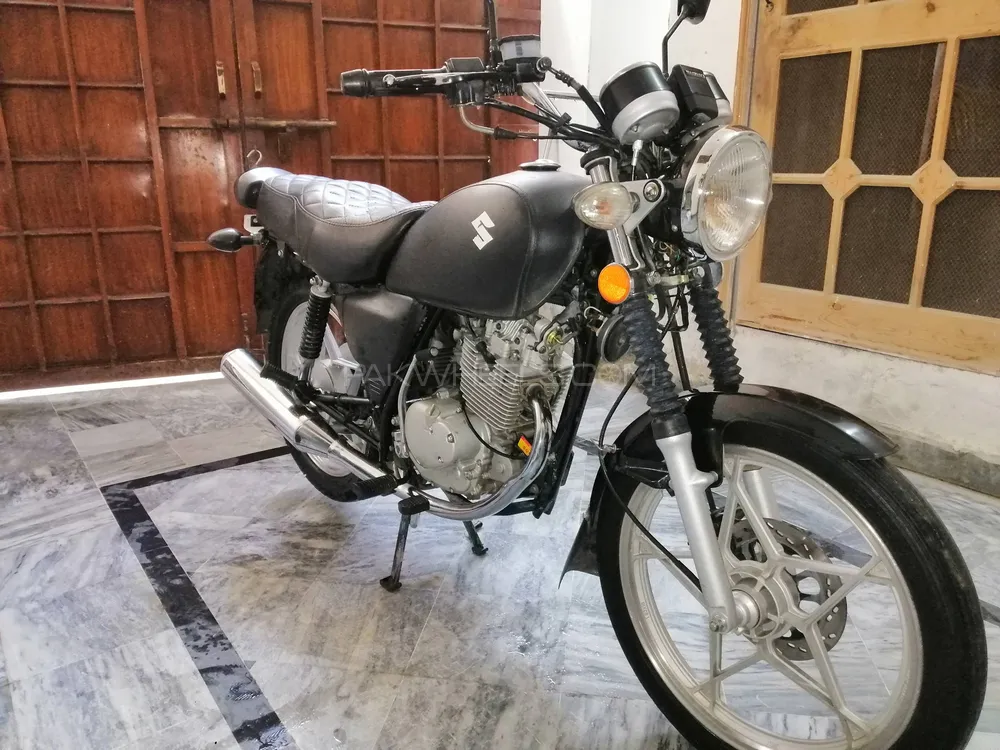 Suzuki GS 150 SE 2018 for Sale Suzuki GS 150 SE 2018 for Sale Image-4