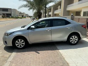 Toyota Corolla GLi 1.3 VVTi 2015 for Sale