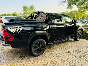 Toyota Hilux Revo V Automatic 2.8 2022 for Sale