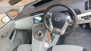 Toyota Prius S 1.8 2014 for Sale