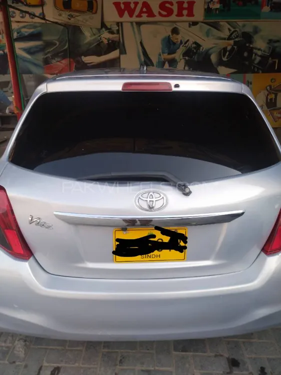 Toyota Vitz 2012 for Sale in Rahim Yar Khan Image-1
