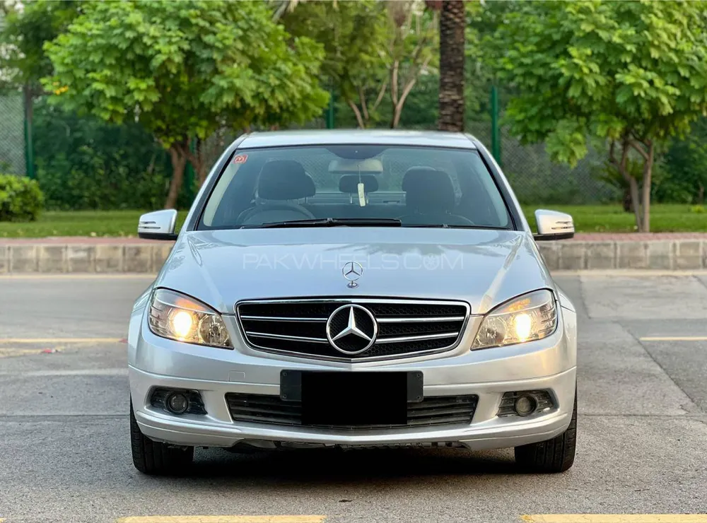 Mercedes Benz C Class 2009 for Sale in Islamabad Image-1