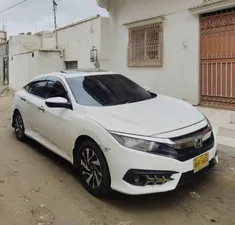 Honda Civic Oriel 1.8 i-VTEC CVT 2017 for Sale